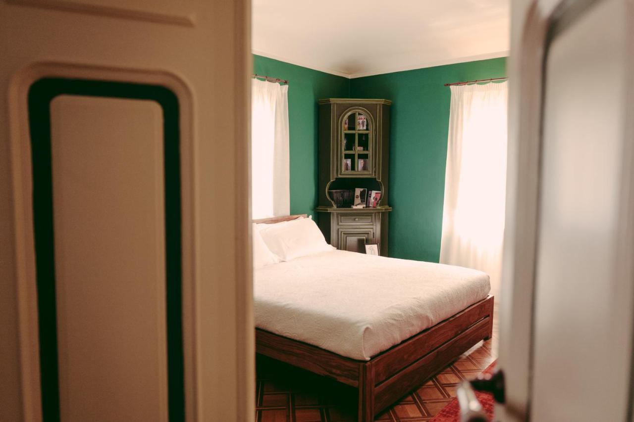 Villa Erre - Literary B&B Ланцо-Торинезе Экстерьер фото